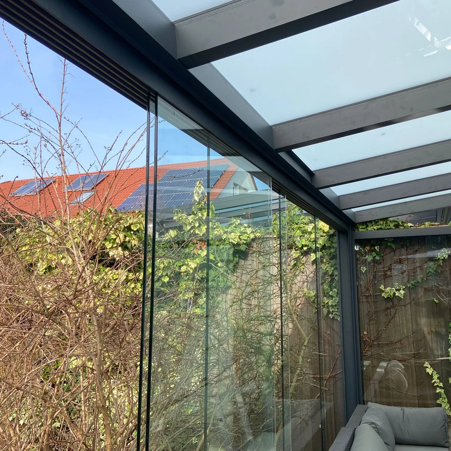 Glasschiebeelemente_kaltwintergarten_lichtblick_ueberdachungen_lieferung_guenstig_montage_baden_wuerthemberg